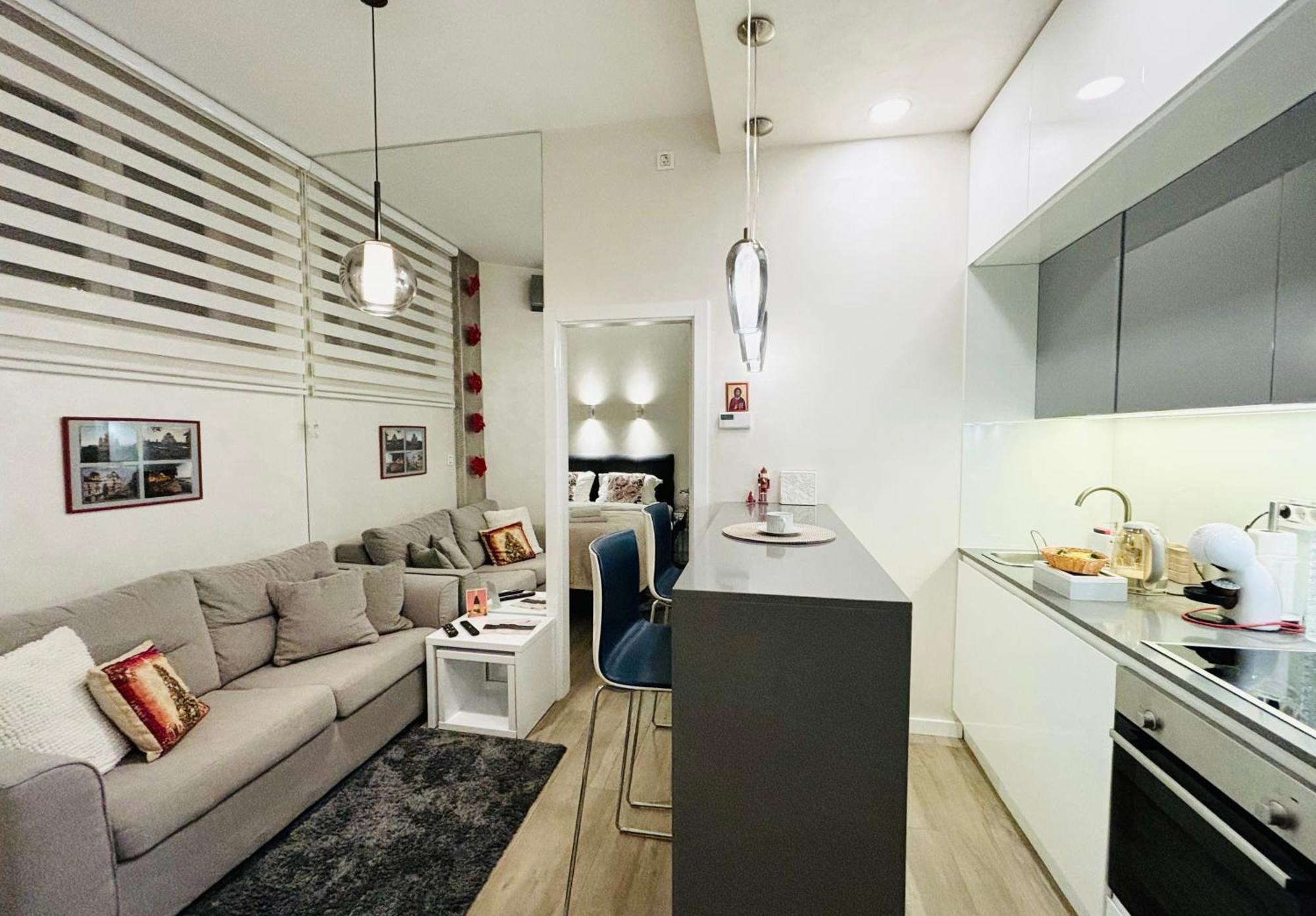 Апартаменты LIRRA LUXE Modern&Cozy in the Downtown, БЕЛЫЙ КАРТОН Белград Экстерьер фото